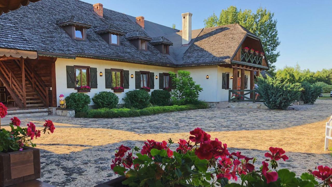 Dworek Pod Wiecha Kaweczyn  Exterior foto